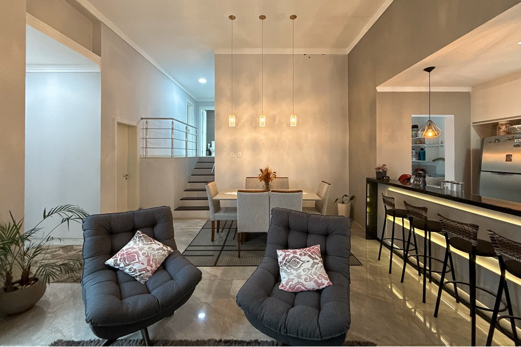 Casa à venda com 5 quartos, 194m² - Foto 10