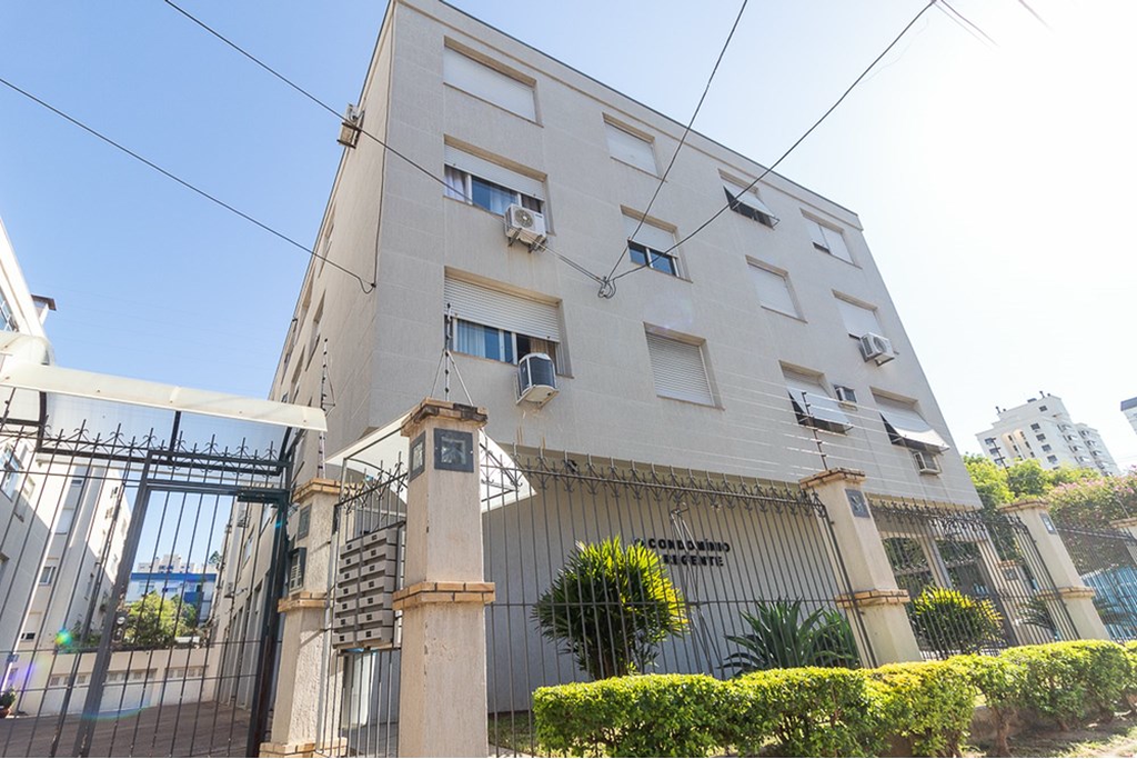 Apartamento à venda com 2 quartos, 76m² - Foto 3