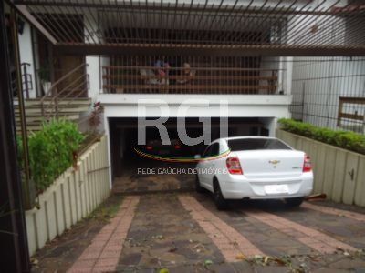 Casa à venda com 4 quartos, 330m² - Foto 3