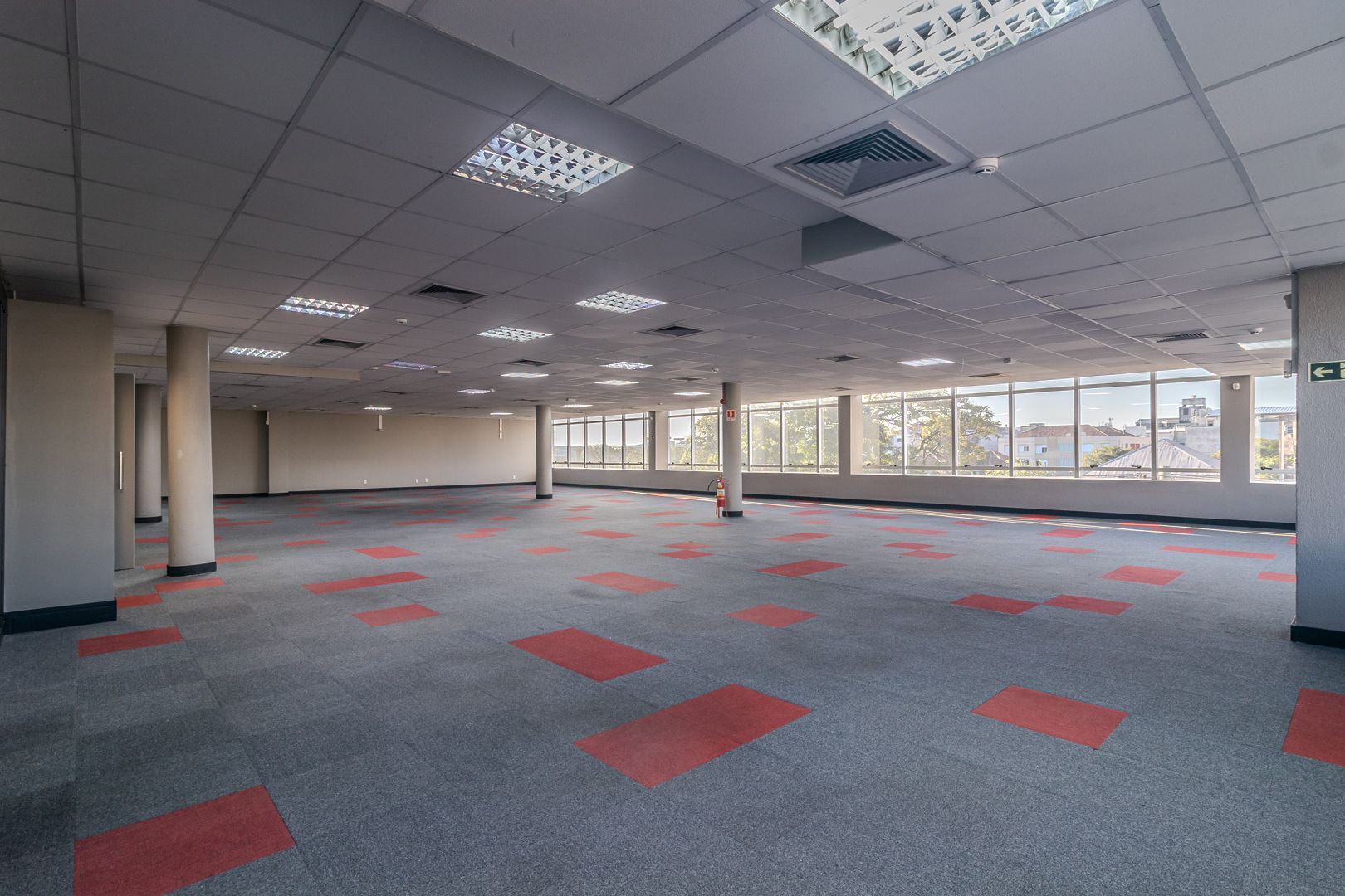 Prédio Inteiro para alugar com 4 quartos, 3451m² - Foto 52