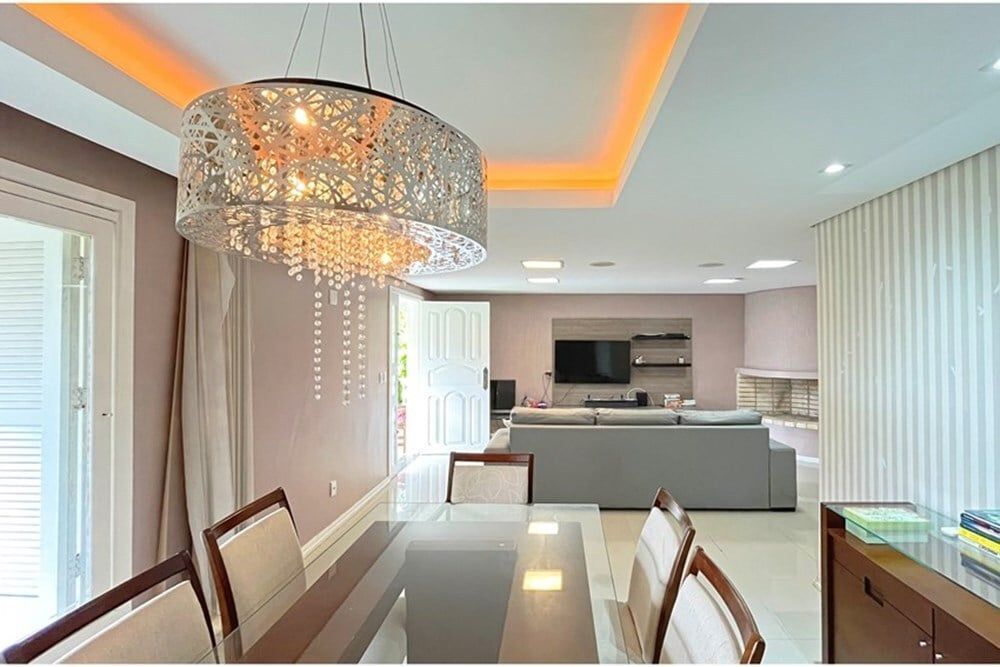 Casa de Condomínio à venda com 5 quartos, 301m² - Foto 29