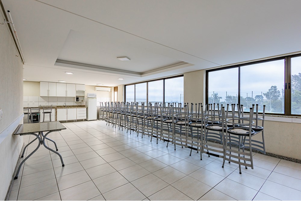 Apartamento à venda com 2 quartos, 64m² - Foto 17