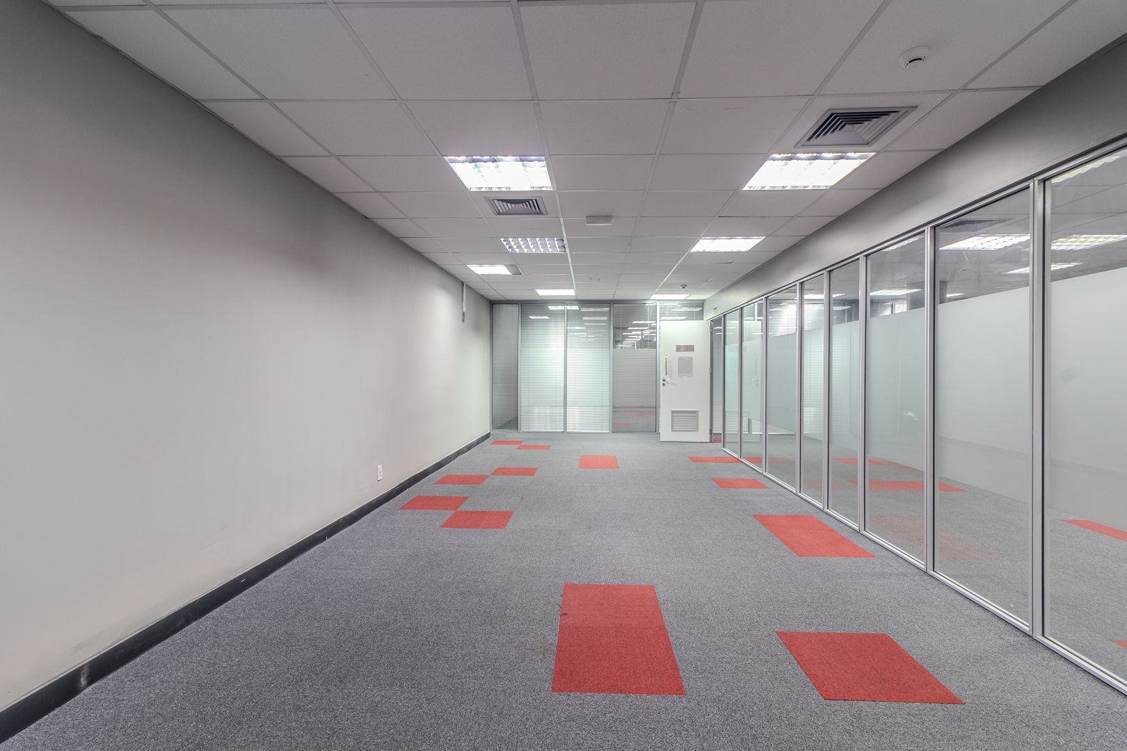 Prédio Inteiro para alugar com 4 quartos, 3451m² - Foto 37