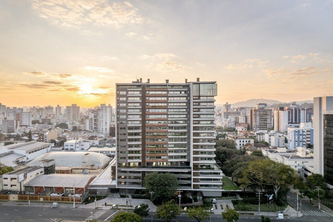 Apartamento à venda com 3 quartos, 164m² - Foto 1