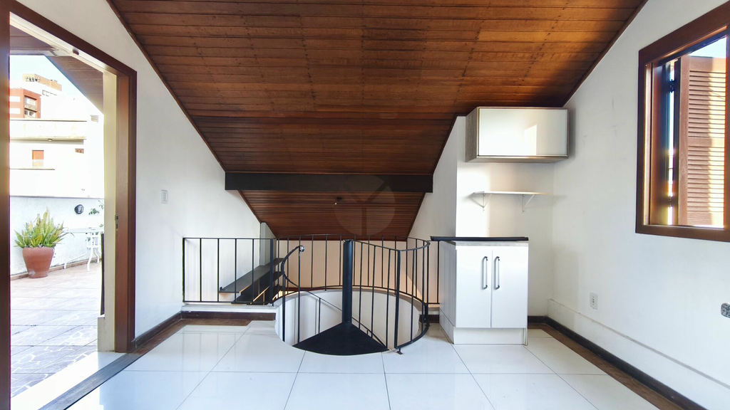 Cobertura à venda com 3 quartos, 147m² - Foto 3