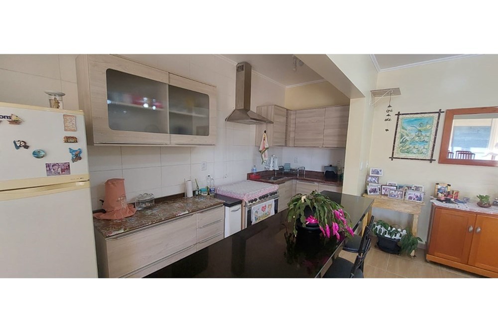 Casa à venda com 2 quartos, 79m² - Foto 16