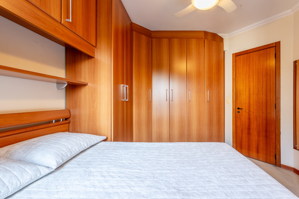 Apartamento, 3 quartos, 140 m² - Foto 2