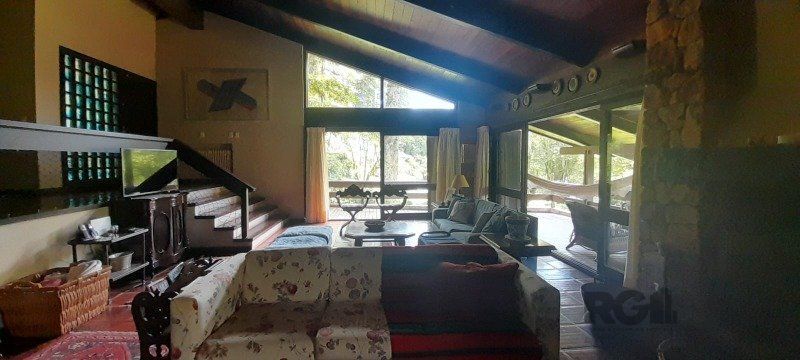 Casa à venda com 3 quartos, 350m² - Foto 4