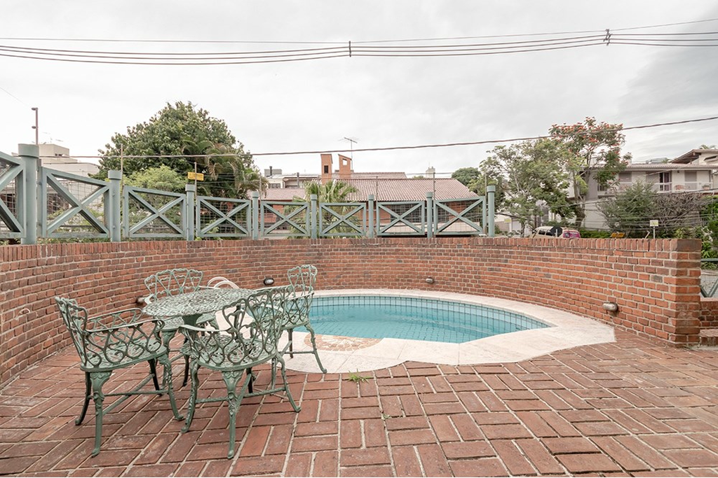 Casa, 4 quartos, 240 m² - Foto 46