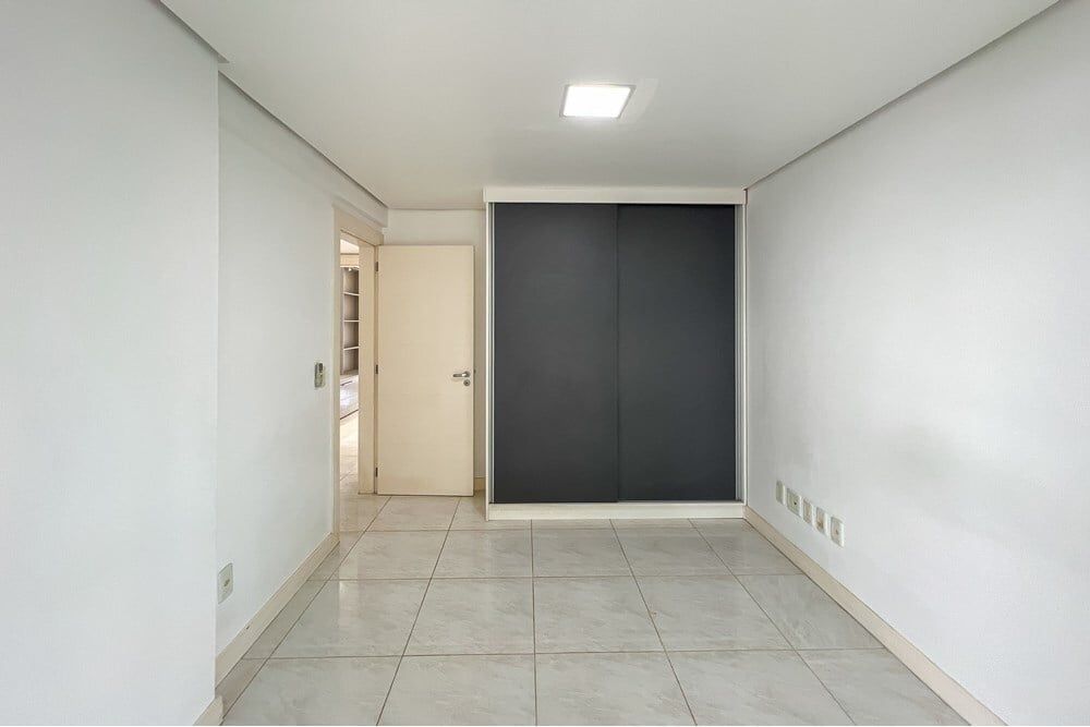 Apartamento à venda com 3 quartos, 145m² - Foto 20
