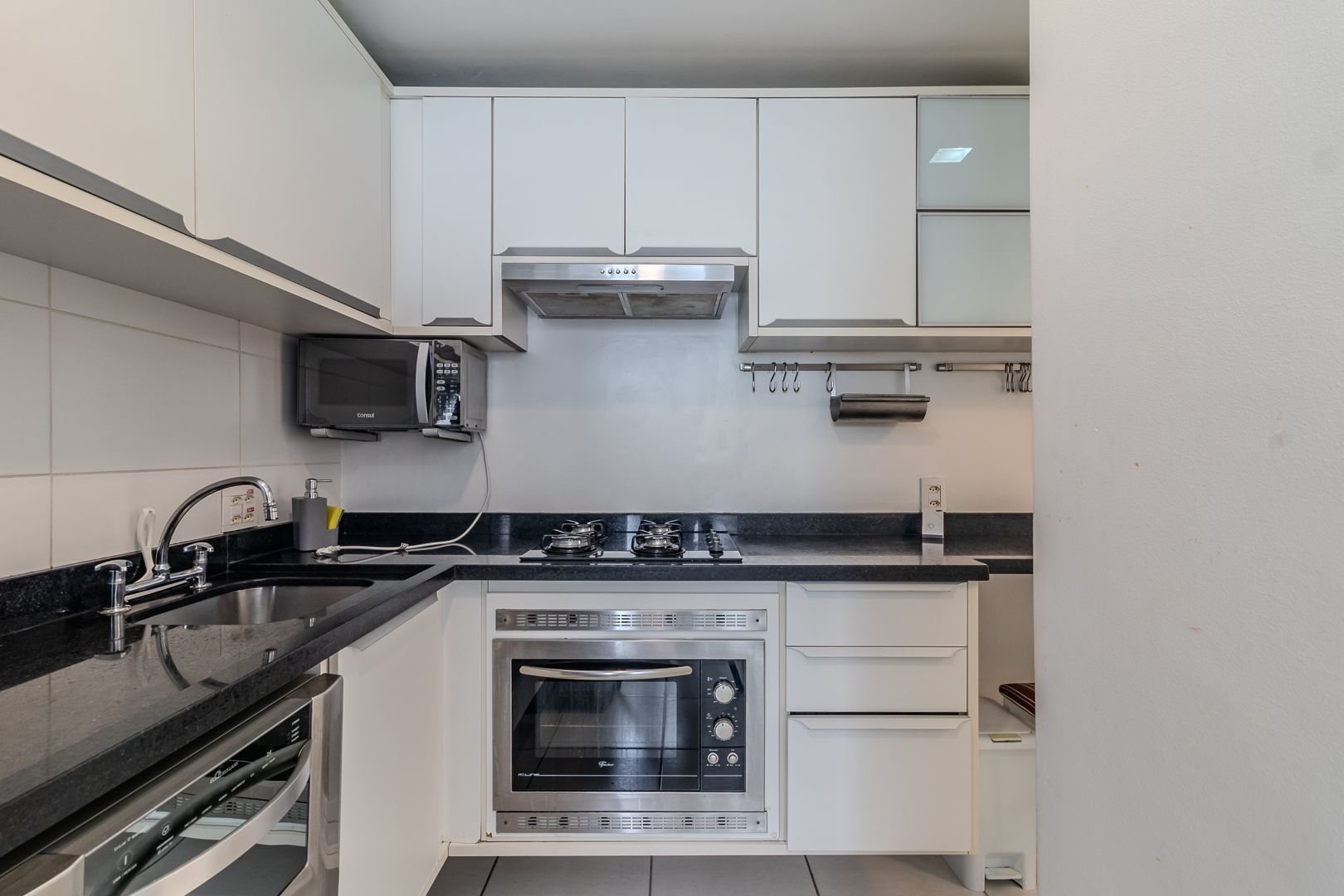 Apartamento para alugar com 3 quartos, 68m² - Foto 30