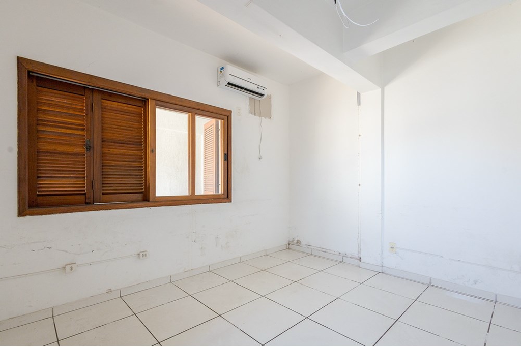 Casa à venda com 6 quartos, 346m² - Foto 43