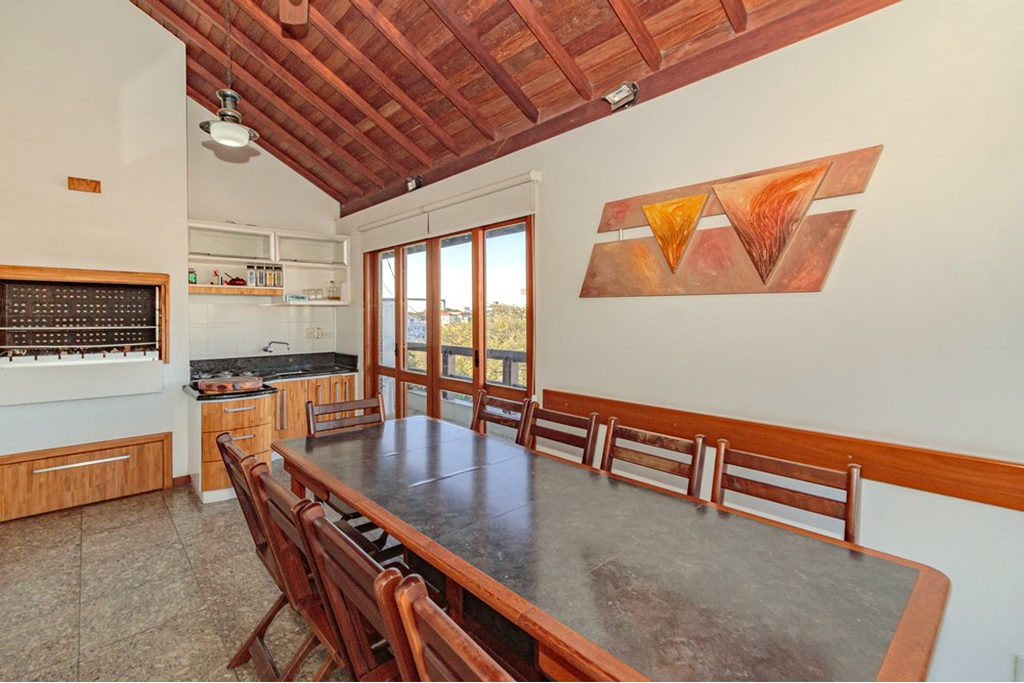 Cobertura à venda com 3 quartos, 273m² - Foto 2