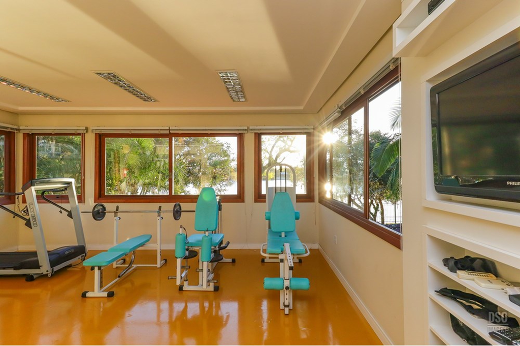 Casa de Condomínio à venda com 3 quartos, 379m² - Foto 3