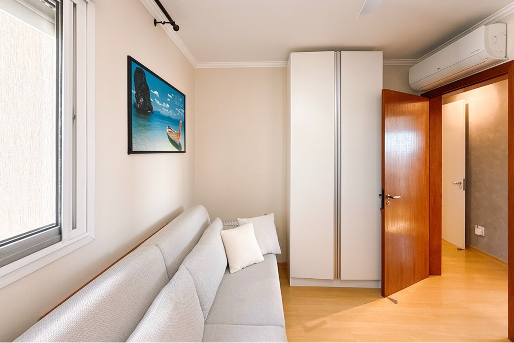 Apartamento à venda com 3 quartos, 110m² - Foto 6