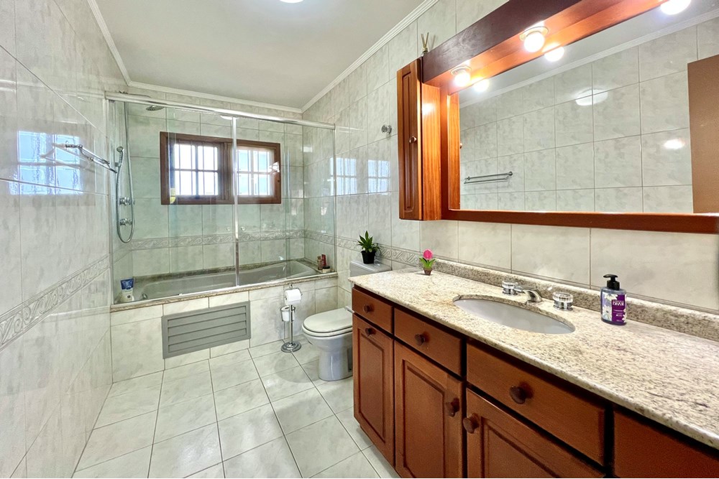 Casa, 3 quartos, 263 m² - Foto 34