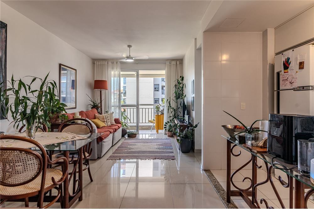 Apartamento à venda com 2 quartos, 75m² - Foto 29