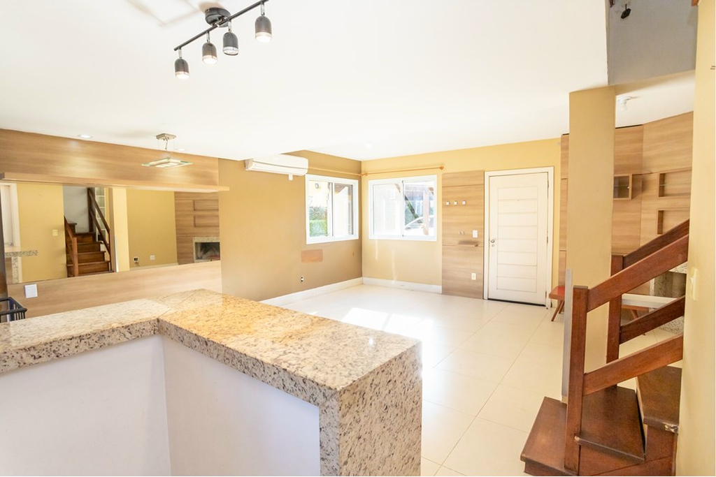 Casa de Condomínio à venda com 3 quartos, 231m² - Foto 30