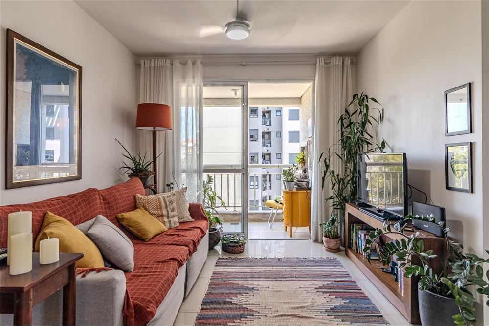 Apartamento à venda com 2 quartos, 75m² - Foto 32