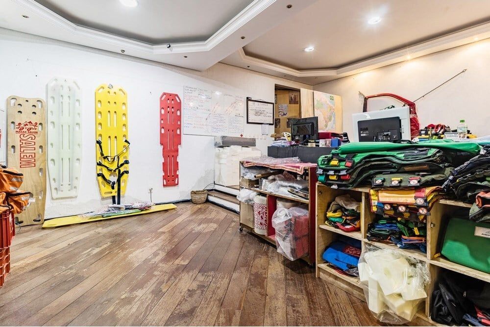 Casa, 3 quartos, 261 m² - Foto 32