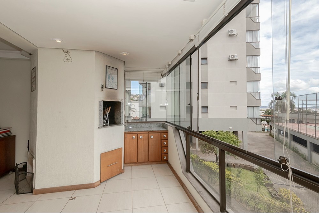 Apartamento à venda com 3 quartos, 134m² - Foto 32