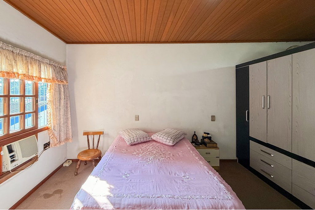 Casa à venda com 4 quartos, 251m² - Foto 17