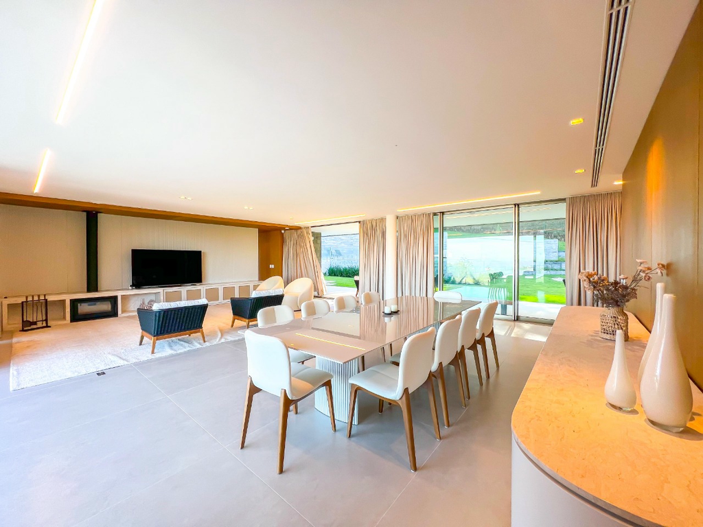 Casa de Condomínio à venda com 4 quartos, 586m² - Foto 26