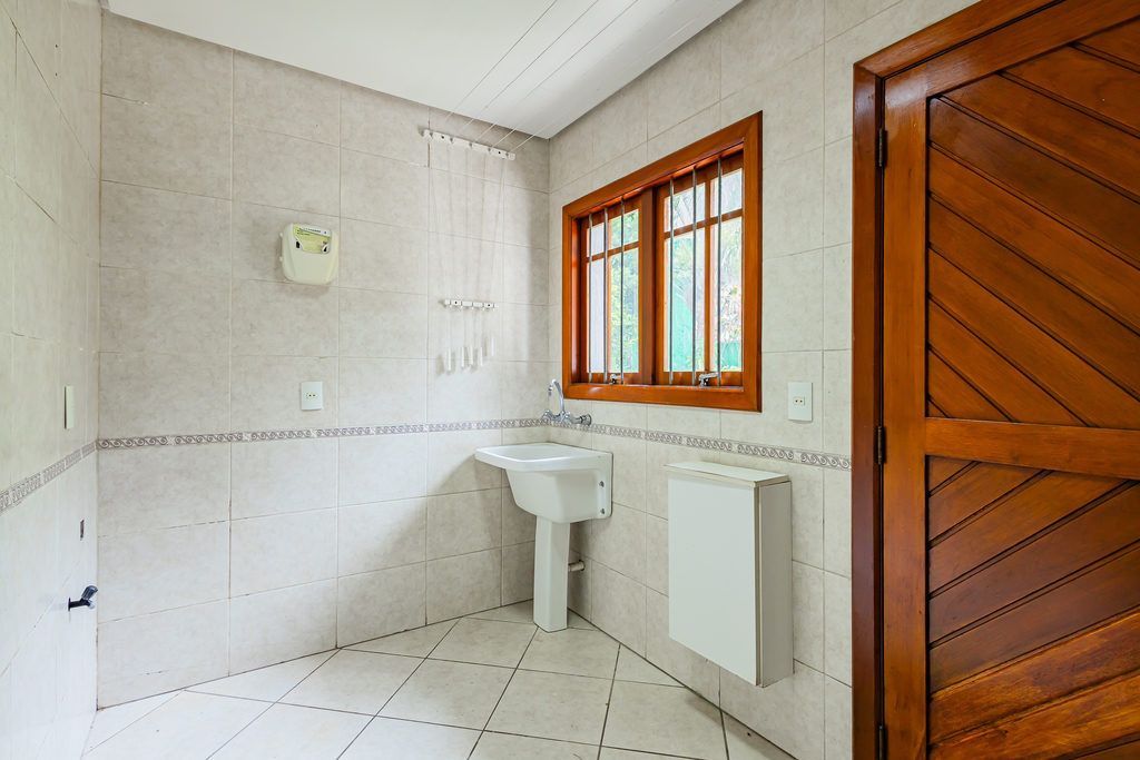 Casa, 4 quartos, 248 m² - Foto 10