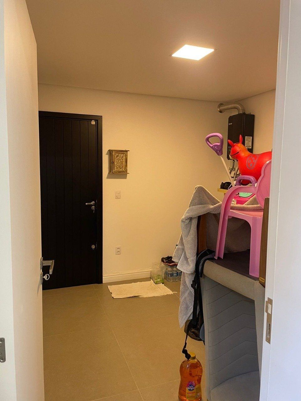 Casa de Condomínio à venda com 1 quarto, 201m² - Foto 9