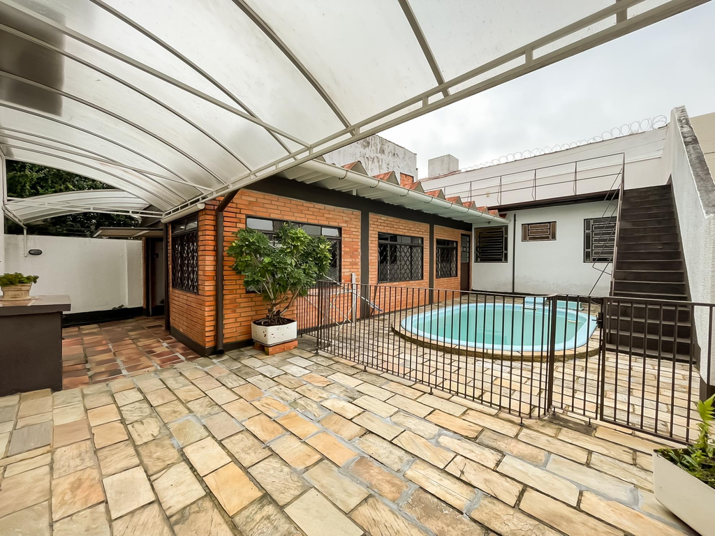 Casa, 3 quartos, 229 m² - Foto 4