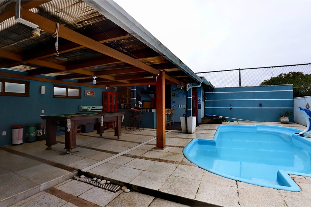 Casa à venda com 4 quartos, 321m² - Foto 16