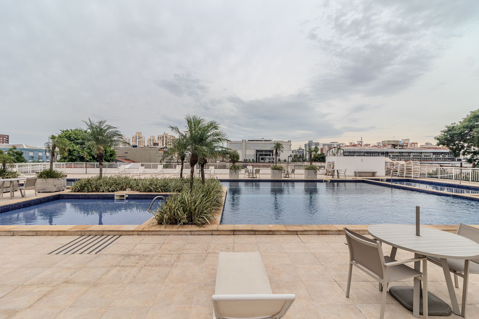Apartamento para alugar com 3 quartos, 68m² - Foto 41
