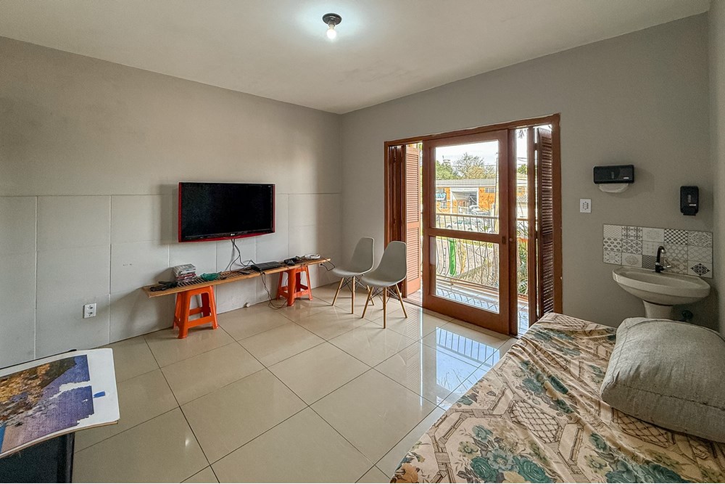 Casa à venda com 6 quartos, 285m² - Foto 36