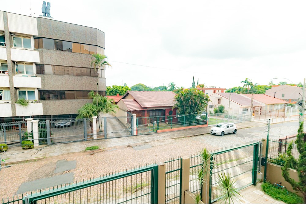 Casa à venda com 3 quartos, 236m² - Foto 13