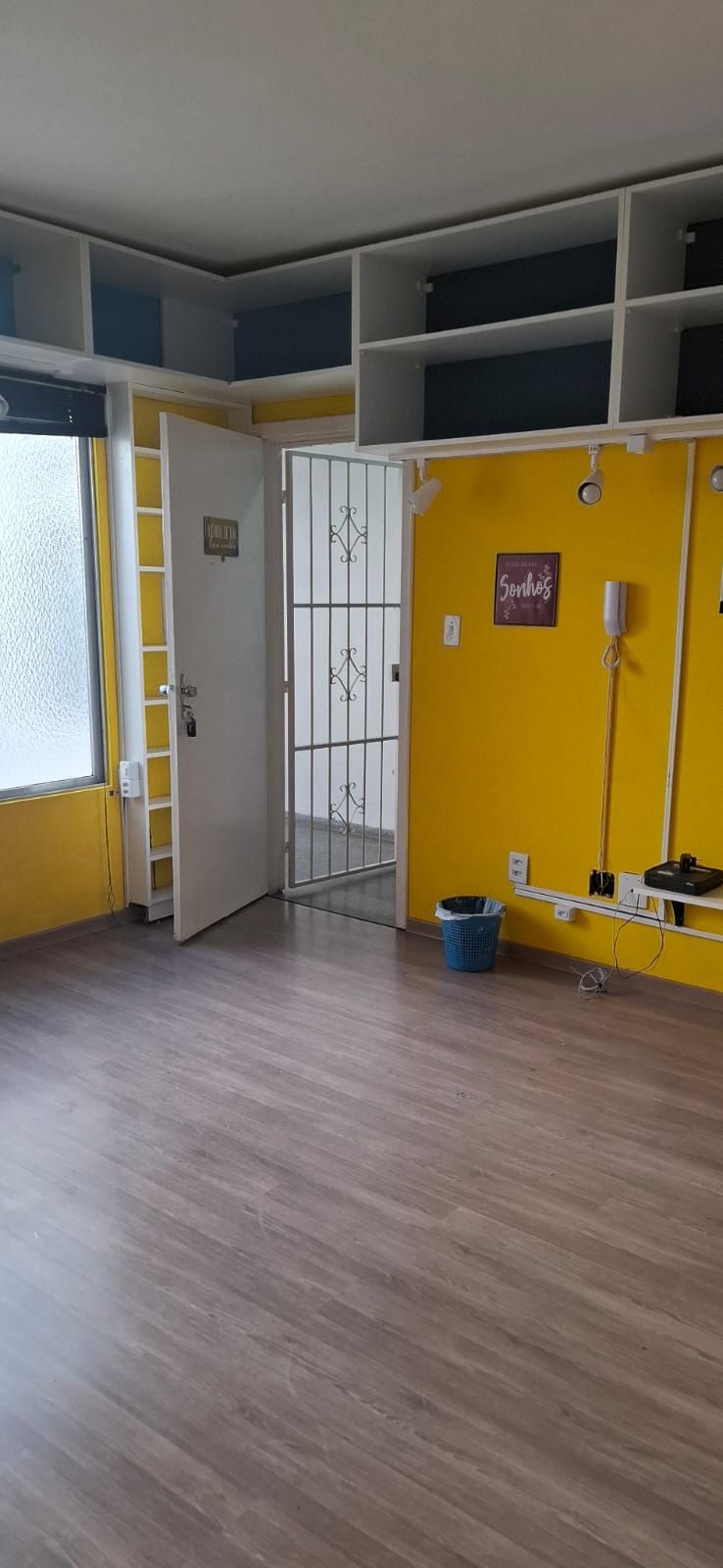 🏢 SALA COMERCIAL  TOTALMENTE REFORMADA NA JOÃO WALLIG – PORTO ALEGRE/RS