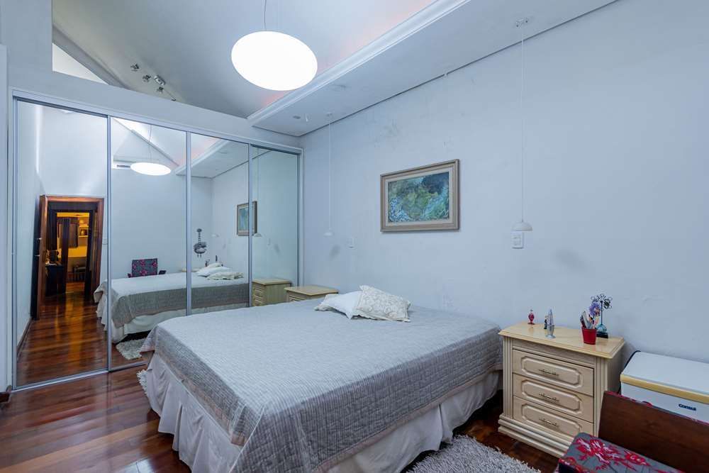 Casa à venda com 6 quartos, 373m² - Foto 47