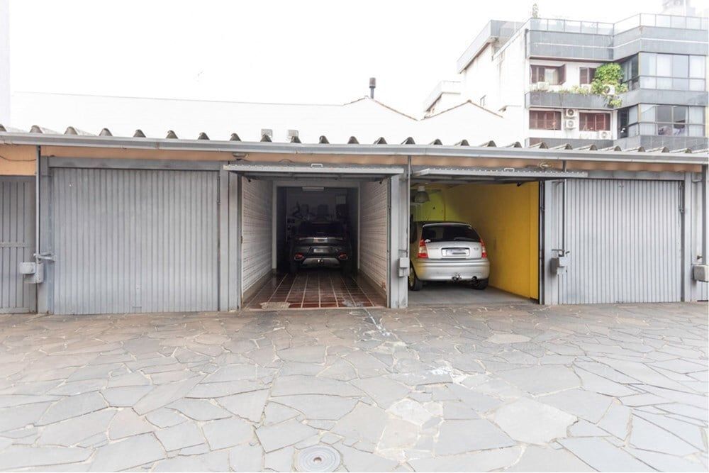 Apartamento à venda com 3 quartos, 138m² - Foto 2