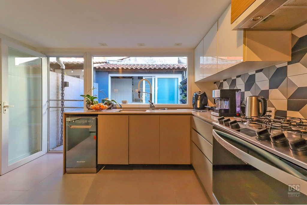 Casa de Condomínio à venda com 3 quartos, 131m² - Foto 48