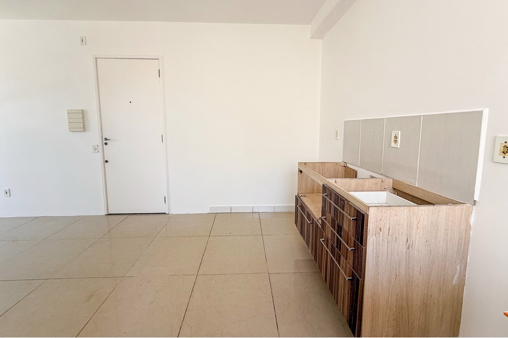 Apartamento à venda com 2 quartos, 42m² - Foto 24