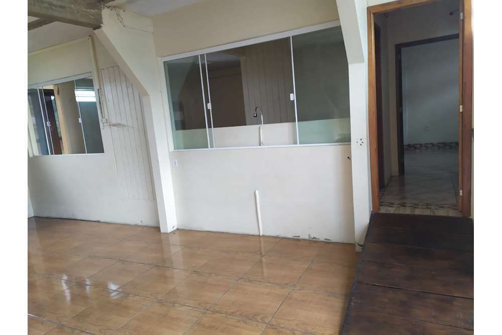 Casa à venda com 8 quartos, 351m² - Foto 42