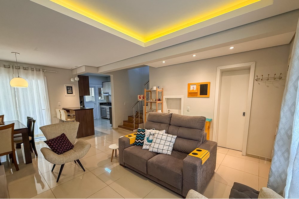 Casa, 3 quartos, 112 m² - Foto 1