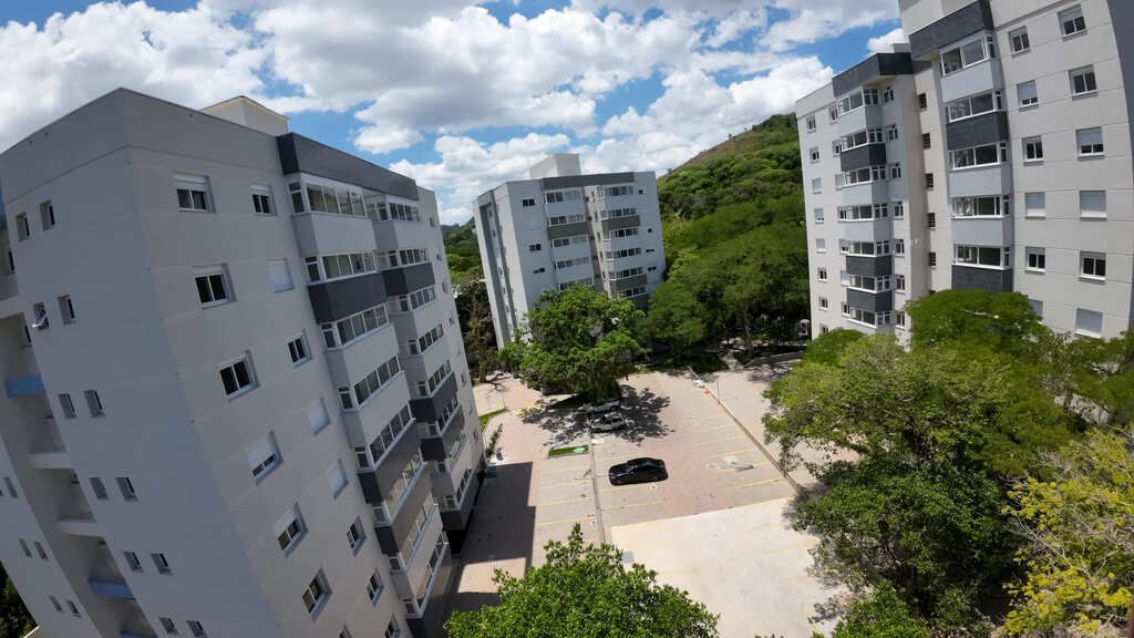 Apartamento à venda com 3 quartos, 92m² - Foto 2