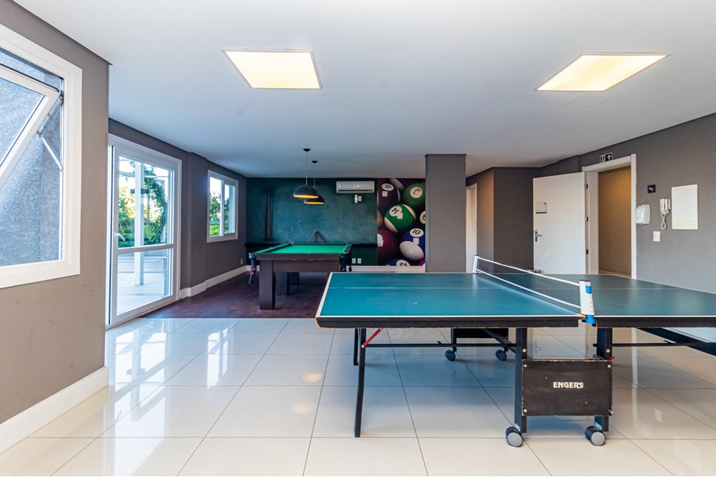 Apartamento à venda com 3 quartos, 75m² - Foto 2