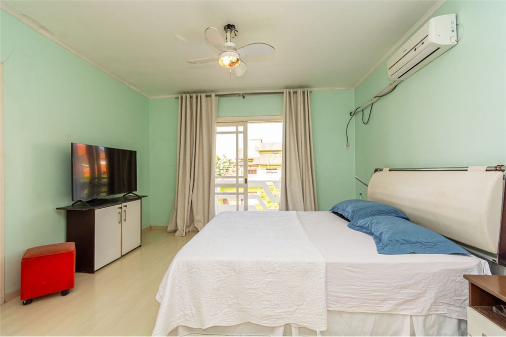 Casa à venda com 4 quartos, 295m² - Foto 32