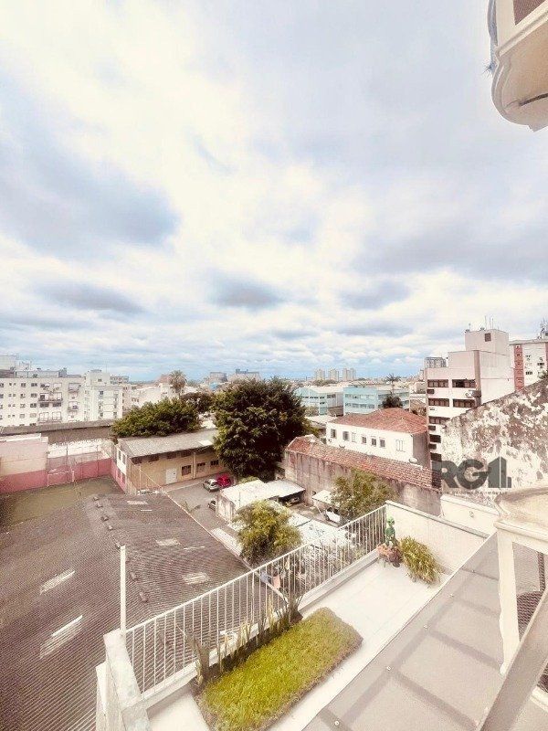 Apartamento para alugar com 2 quartos, 76m² - Foto 15
