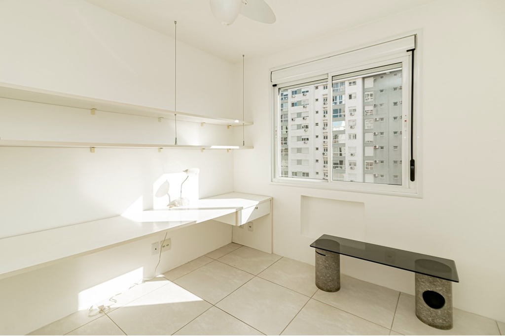 Apartamento à venda com 2 quartos, 62m² - Foto 26