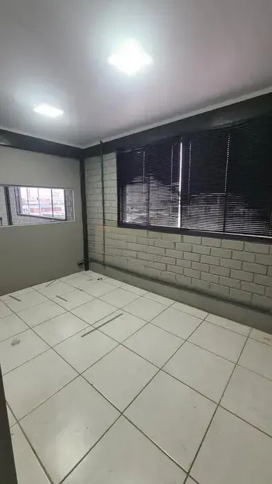 Depósito-Galpão-Armazém para alugar com 4 quartos, 651m² - Foto 13
