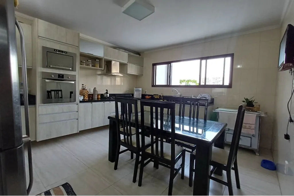 Casa, 3 quartos, 317 m² - Foto 35