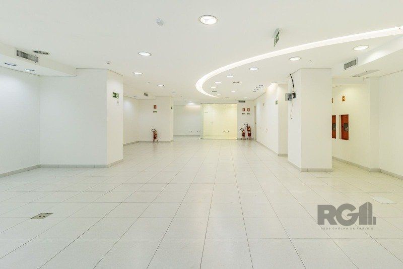 Loja-Salão para alugar, 698m² - Foto 19