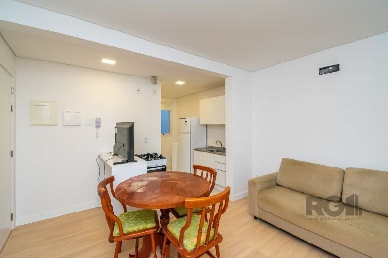Apartamento para alugar com 1 quarto, 38m² - Foto 9